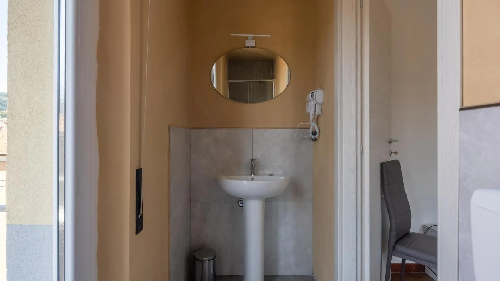 Guest house Suites Cinquecento La Spezia Italy